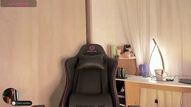 Snapshot of Melina_Ferrer1 chatting on 12.03.25 Melina Ferrer1 online show from 12.03.25