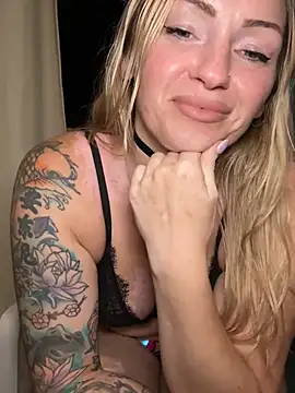 MaggieMayI89 online show from 07.28.26