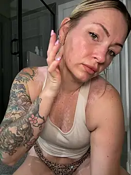 MaggieMayI89 online show from 07.28.26
