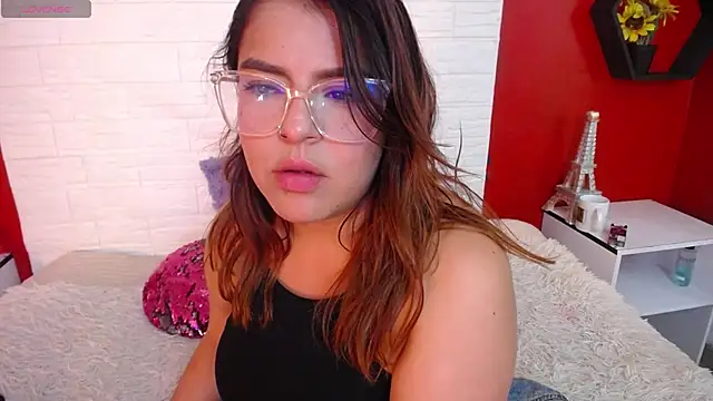 Snapshot of _poison_sweet chatting on 11.13.25 poison sweet online show from 11.13.25