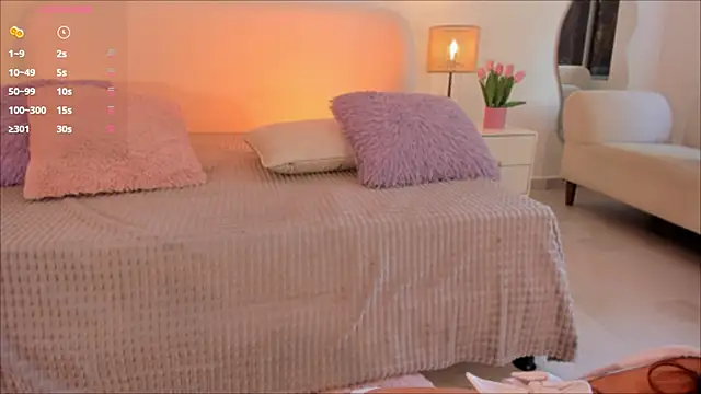 Megan-holly online show from 09.23.25