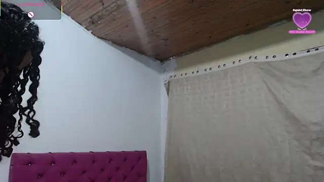 Snapshot of diana_fitass chatting on 11.30.25 diana fitass online show from 11.30.25