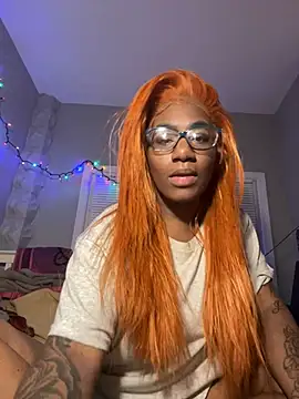 Snapshot of xDestineeXX chatting on 02.12.25 xDestineeXX online show from 02.12.25