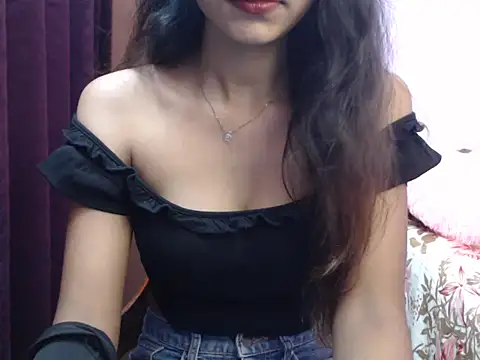 Snapshot of Angel_kiyara chatting on 09.17.25 Angel kiyara online show from 09.17.25