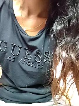 Snapshot of Angel_kiyara chatting on 10.10.25 Angel kiyara online show from 10.10.25