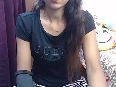 Snapshot of Angel_kiyara chatting on 10.16.25 Angel kiyara online show from 10.16.25