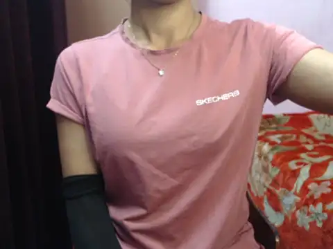 Snapshot of Angel_kiyara chatting on 02.09.26 Angel kiyara online show from 02.09.26