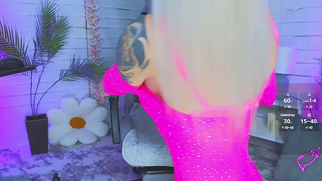 Milana Sapphire online show from 03.05.25