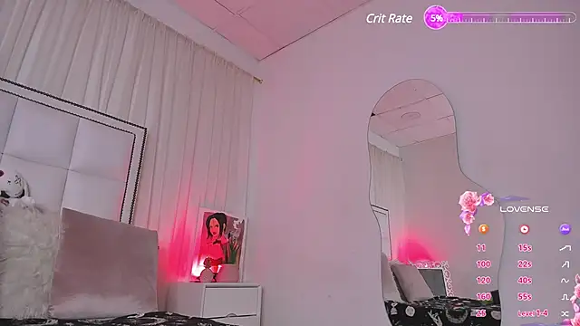 Snapshot of atena_hill chatting on 02.19.25 atena hill online show from 02.19.25