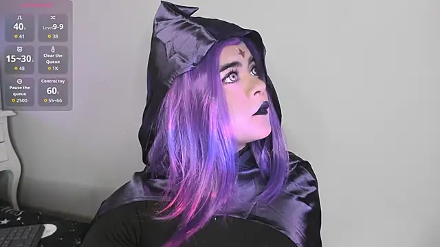 Snapshot of atena_hill chatting on 09.26.25 atena hill online show from 09.26.25