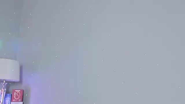 Snapshot of atena_hill chatting on 10.24.25 atena hill online show from 10.24.25