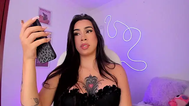 JulietaBomGV online show from 03.22.25