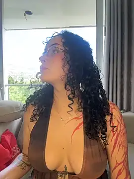 Snapshot of Electra_doll_ chatting on 01.07.26 Electra doll online show from 01.07.26