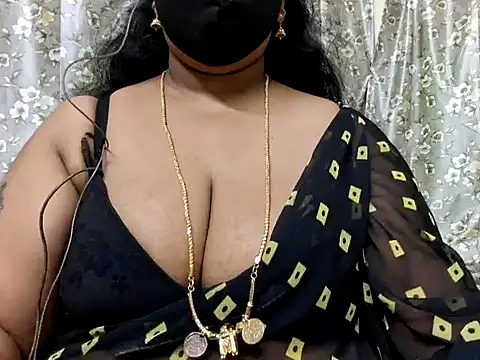 Snapshot of Pallavi-sri chatting on 02.20.25 Pallavi-sri online show from 02.20.25