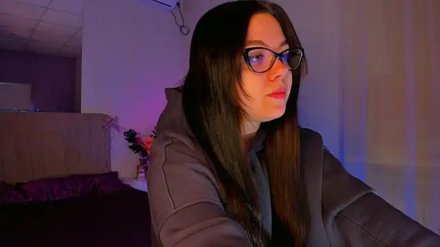 SelenaaSky online show from 01.06.25