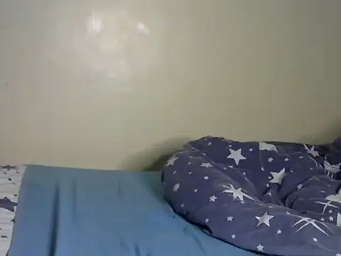 Snapshot of Novah_ chatting on 11.29.25 Novah online show from 11.29.25