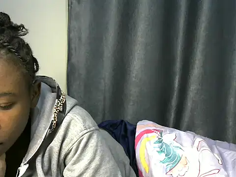 Snapshot of Novah_ chatting on 06.23.26 Novah online show from 06.23.26