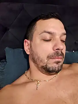 Snapshot of Mitzatb4u chatting on 11.14.25 Mitzatb4u online show from 11.14.25