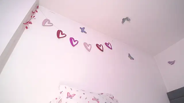 Yinn Silver online show from 03.15.25