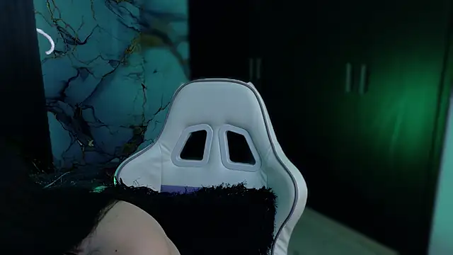 Madison Jackson online show from 09.23.25