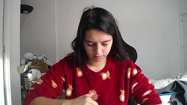 Contantin helena online show from 12.04.25