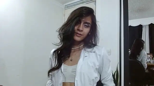 Snapshot of _princess_queen chatting on 03.07.26 princess queen online show from 03.07.26