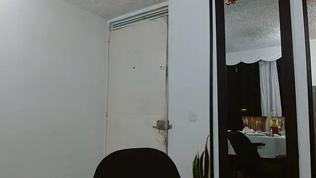 Snapshot of _princess_queen chatting on 03.12.26 princess queen online show from 03.12.26