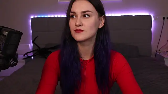 Snapshot of Erotic_Synth_Goddess chatting on 10.11.25 Erotic Synth Goddess online show from 10.11.25