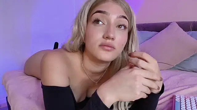 Giaa Ross online show from 01.30.25