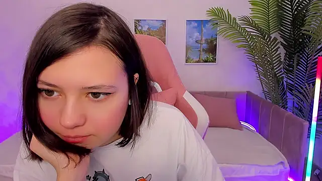 Lina Brownie online show from 03.02.25