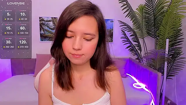 Lina Brownie online show from 10.08.25