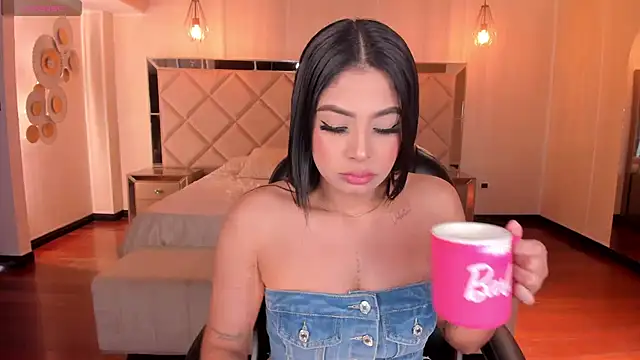 Snapshot of AlyssaDean chatting on 03.14.25 AlyssaDean online show from 03.14.25