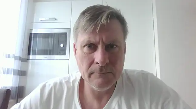 Snapshot of johnnym1 chatting on 01.29.25 johnnym1 online show from 01.29.25