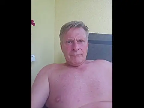 johnnym1 online show from 06.25.26