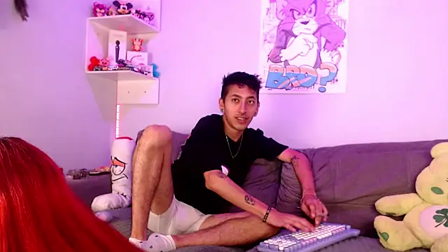 Snapshot of jessnrogger chatting on 03.20.25 jessnrogger online show from 03.20.25