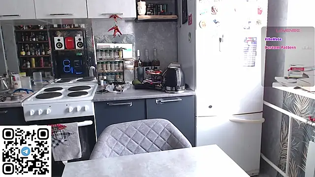 Snapshot of Kelly_Hardy chatting on 03.14.25 Kelly Hardy online show from 03.14.25