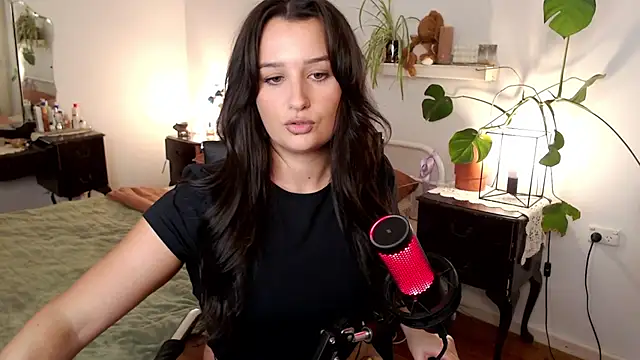 Lenas Room online show from 05.25.26
