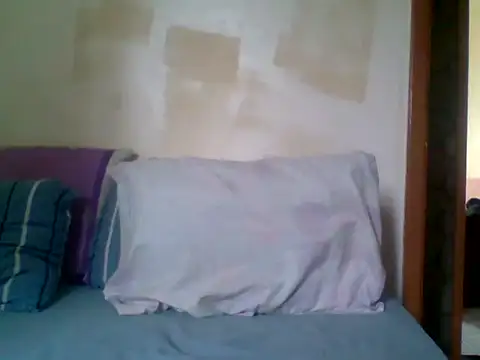 Snapshot of _mscassie chatting on 12.27.24 mscassie online show from 12.27.24