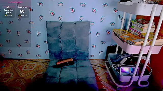   Saphia   online show from 03.07.25