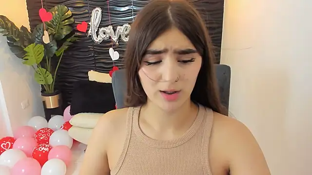 sofia 44 online show from 02.13.25