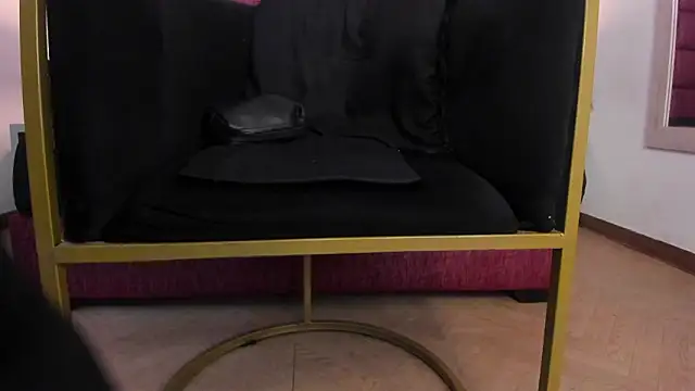 CharlotteScotte online show from 03.05.26