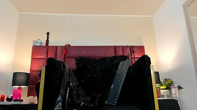 CharlotteScotte online show from 03.17.26