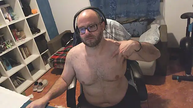 ravingr4d4 online show from 03.05.25