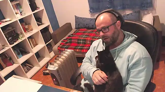 ravingr4d4 online show from 03.10.25