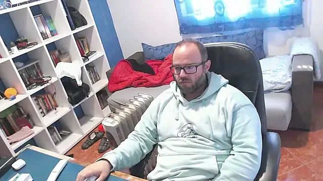 ravingr4d4 online show from 11.26.25