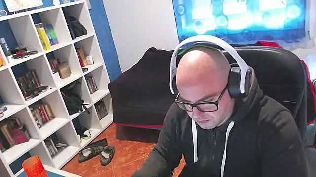 ravingr4d4 online show from 12.17.25