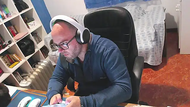 ravingr4d4 online show from 02.01.26