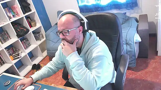 ravingr4d4 online show from 03.11.26