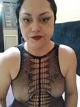 LilithRos3 online show from 11.12.25