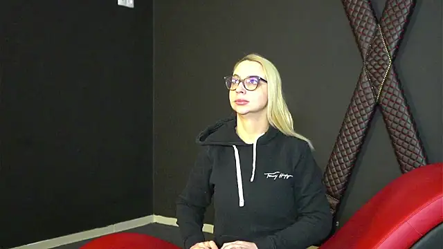 CelineConner online show from 02.20.25